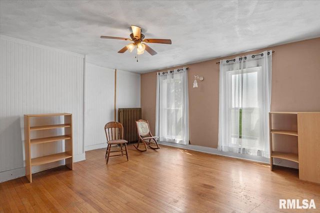 17124 Engle Street, Athens, IL 62613