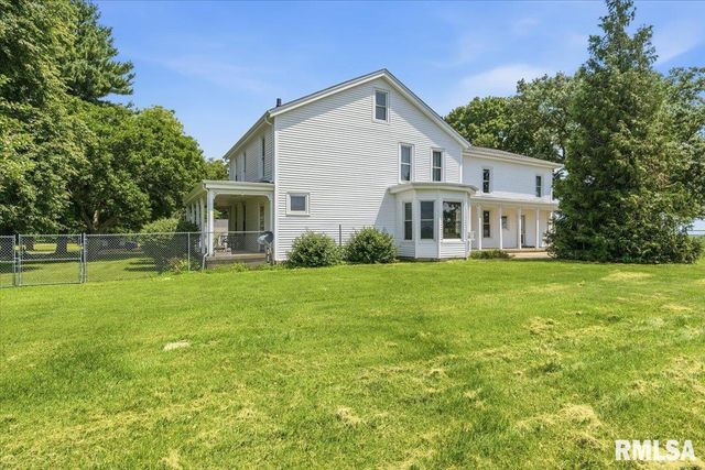 17124 Engle Street, Athens, IL 62613