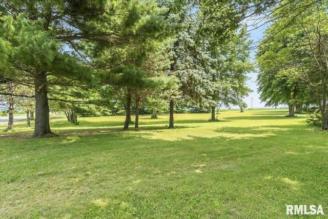 17124 Engle Street, Athens, IL 62613