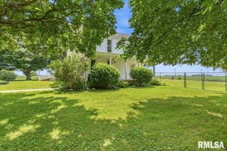 17124 Engle Street, Athens, IL 62613