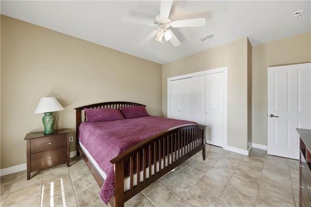 227 Windjammer St, Rockport, TX 78382