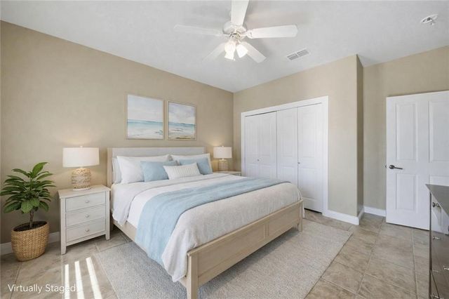 227 Windjammer St, Rockport, TX 78382