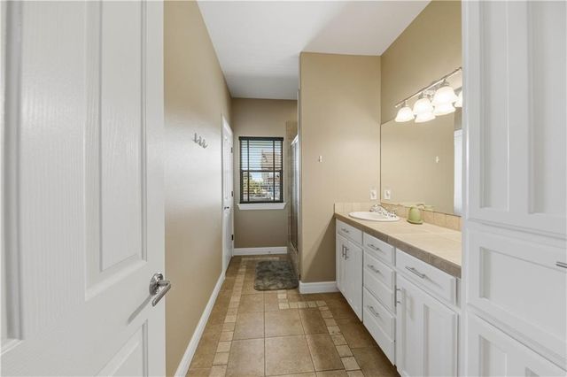 227 Windjammer St, Rockport, TX 78382