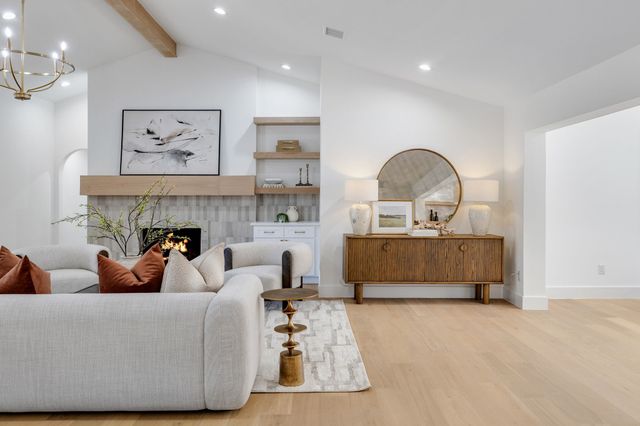 7124 Meadow Road, Dallas, TX 75230