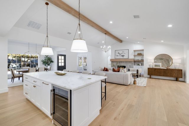 7124 Meadow Road, Dallas, TX 75230