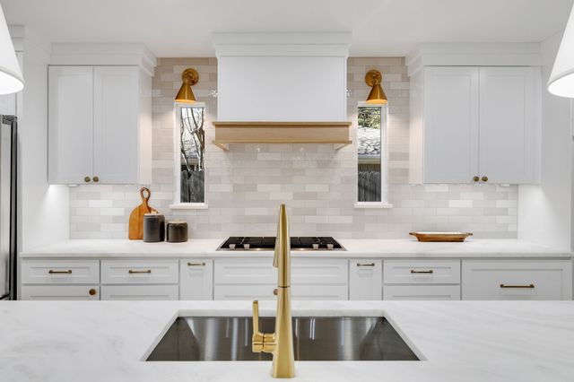 7124 Meadow Road, Dallas, TX 75230