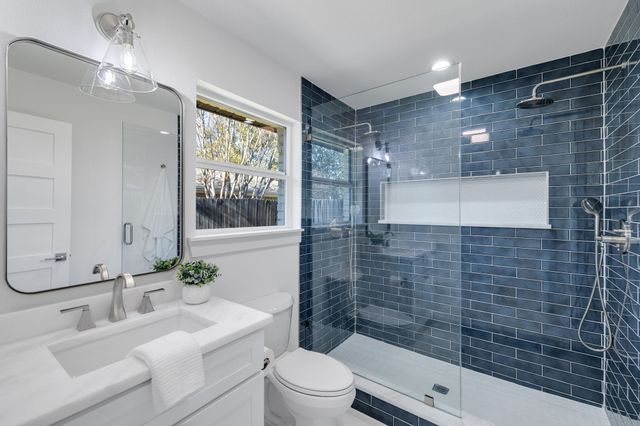 7124 Meadow Road, Dallas, TX 75230