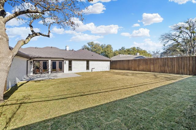 7124 Meadow Road, Dallas, TX 75230
