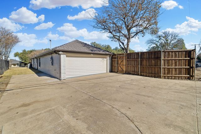 7124 Meadow Road, Dallas, TX 75230
