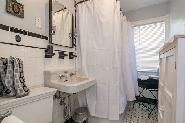 332-334 Forest Park Ave, Springfield, MA 01108