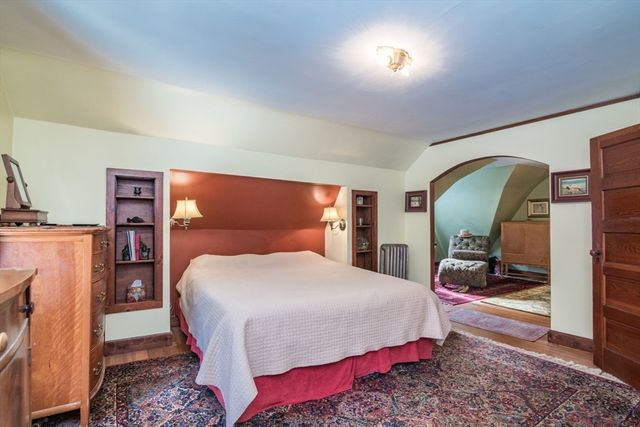 332-334 Forest Park Ave, Springfield, MA 01108
