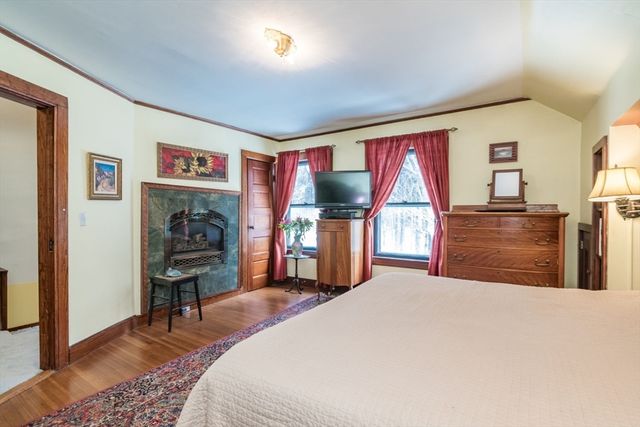 332-334 Forest Park Ave, Springfield, MA 01108