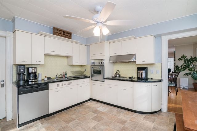 332-334 Forest Park Ave, Springfield, MA 01108