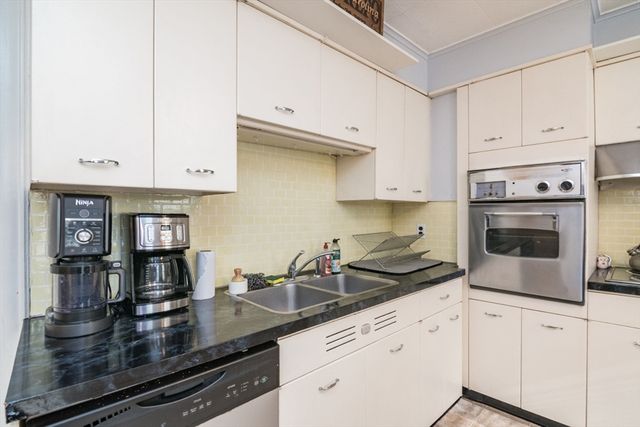 332-334 Forest Park Ave, Springfield, MA 01108