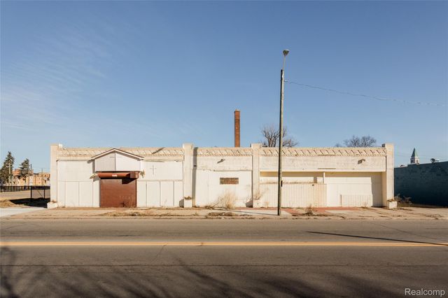 714 W McNichols Street, Detroit, MI 48235