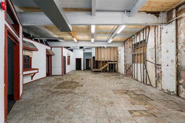 714 W McNichols Street, Detroit, MI 48235