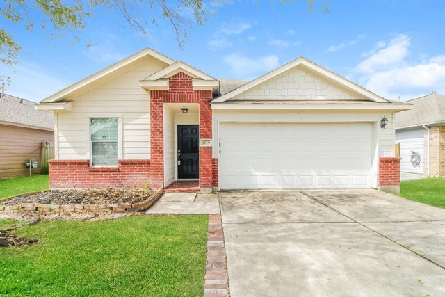 3519 Apache Meadows Drive, Baytown, TX 77521