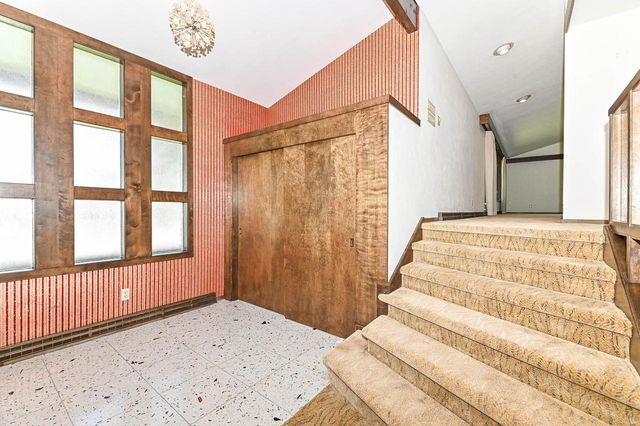 301 W Indian Creek COURT, Fox Point, WI 53217