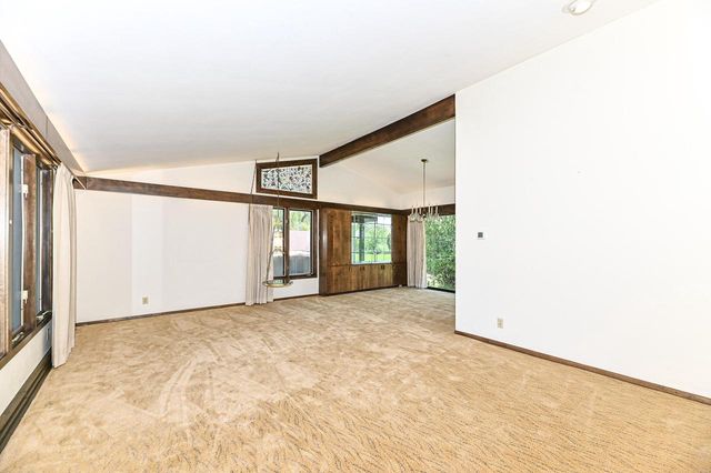 301 W Indian Creek COURT, Fox Point, WI 53217
