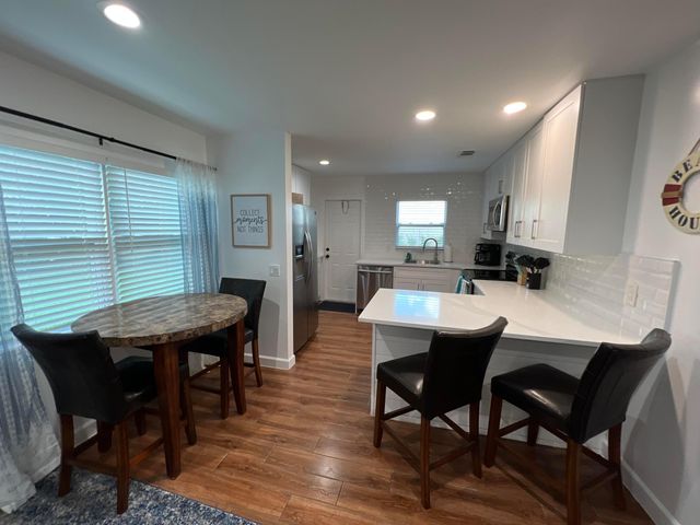 4104 GARDEN Avenue, West Palm Beach, FL 33405