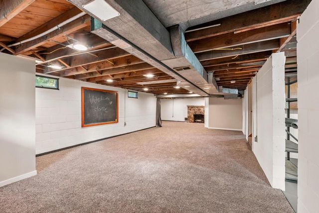 2357 State Highway 33, West Bend, WI 53095