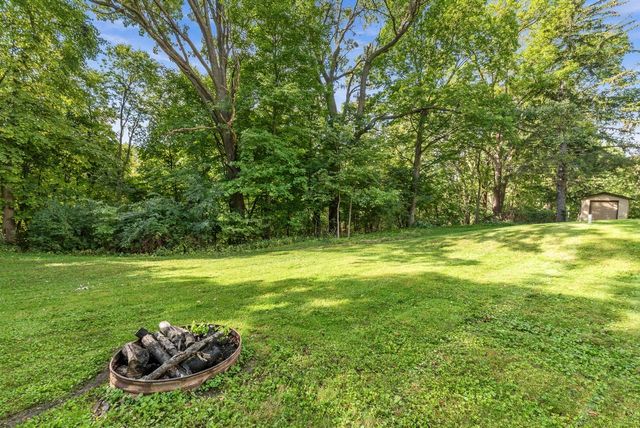 2357 State Highway 33, West Bend, WI 53095