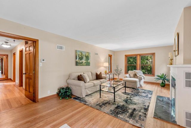 2357 State Highway 33, West Bend, WI 53095