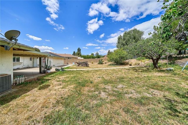 9072 Hillside, Rancho Cucamonga, CA 91737