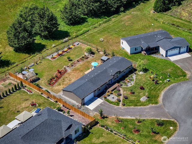 61 Kestral Place, Sequim, WA 98382