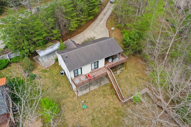 729 Cliffs Edge Road, East Bernstadt, KY 40729