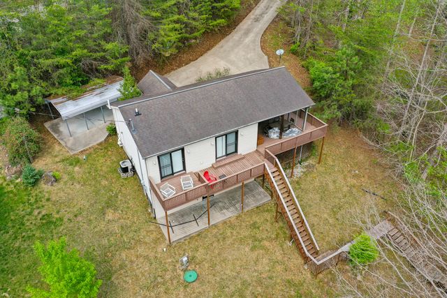 729 Cliffs Edge Road, East Bernstadt, KY 40729