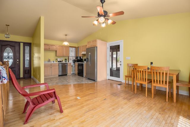 729 Cliffs Edge Road, East Bernstadt, KY 40729