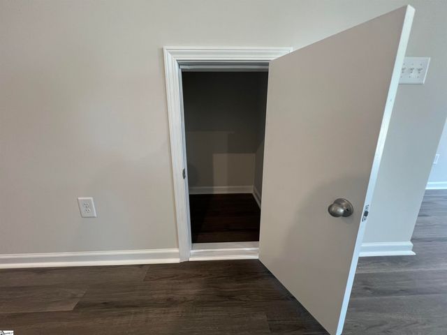 732 Camperdown Way, Spartanburg, SC 29301