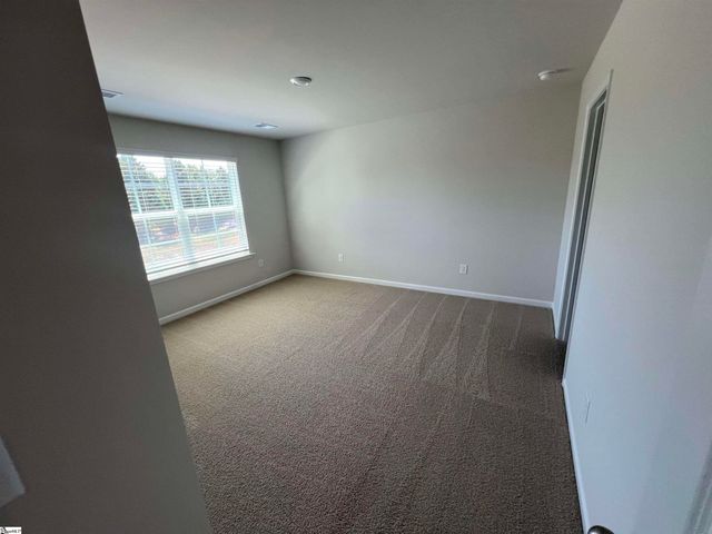 732 Camperdown Way, Spartanburg, SC 29301