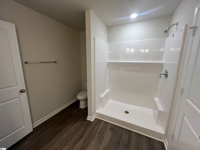 732 Camperdown Way, Spartanburg, SC 29301