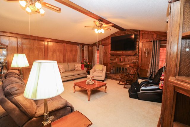 2801 Phelps Avenue, Littlefield, TX 79339