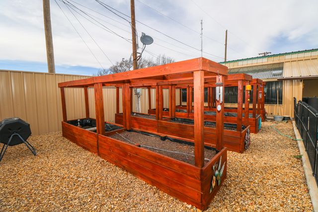 2801 Phelps Avenue, Littlefield, TX 79339