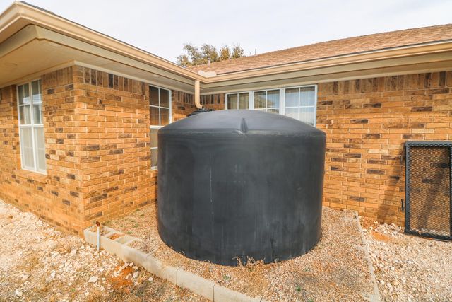 2801 Phelps Avenue, Littlefield, TX 79339