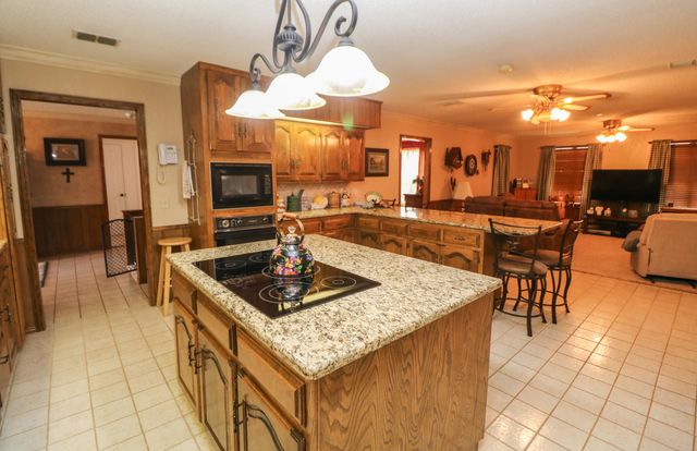 2801 Phelps Avenue, Littlefield, TX 79339