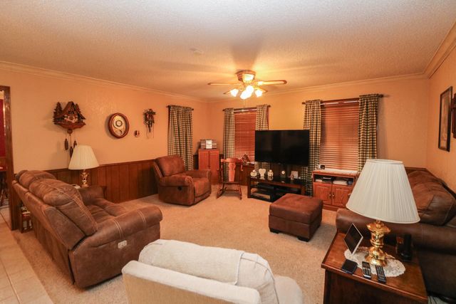 2801 Phelps Avenue, Littlefield, TX 79339