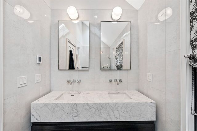 208 Windsor St, Cambridge, MA 02139