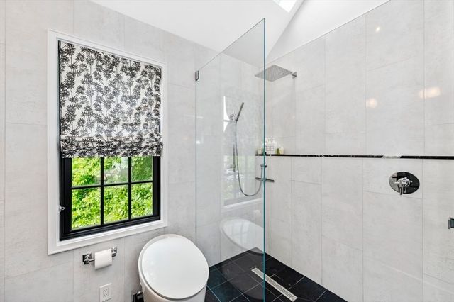 208 Windsor St, Cambridge, MA 02139