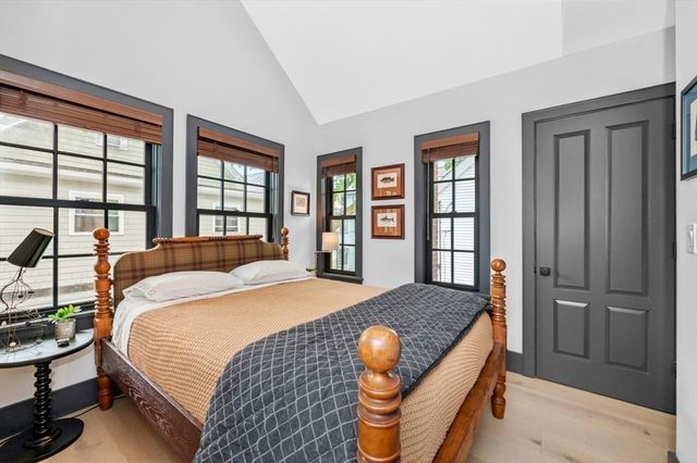 208 Windsor St, Cambridge, MA 02139