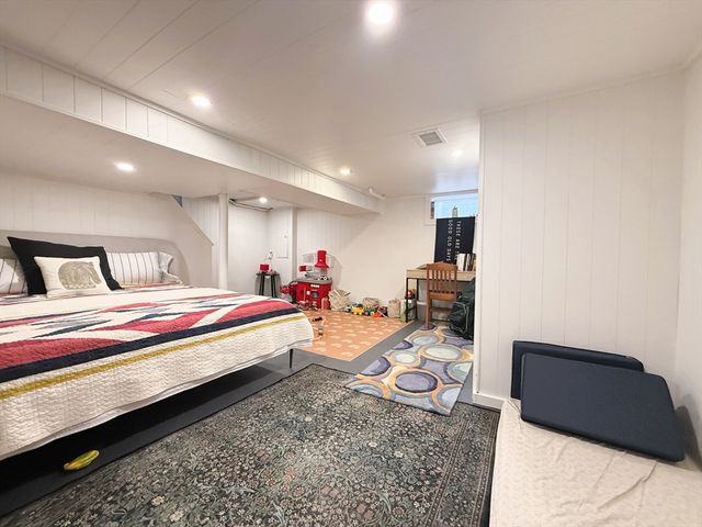 208 Windsor St, Cambridge, MA 02139