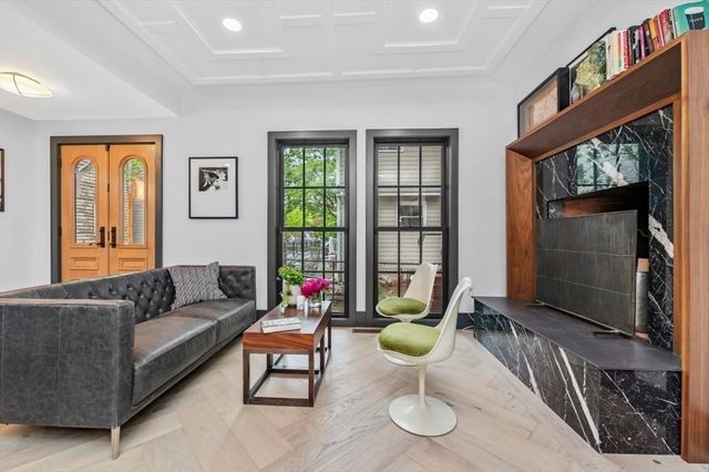 208 Windsor St, Cambridge, MA 02139