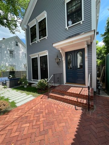 208 Windsor St, Cambridge, MA 02139