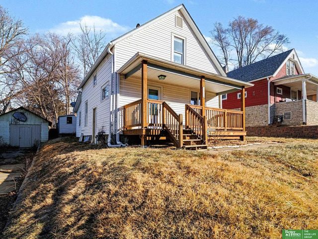 4528 Burdette Street, Omaha, NE 68104