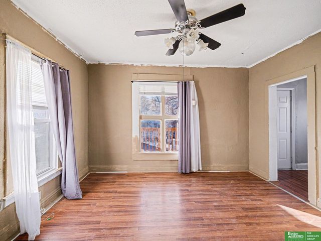 4528 Burdette Street, Omaha, NE 68104