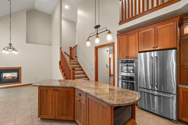 64 Nicholas Drive, Valparaiso, IN 46383