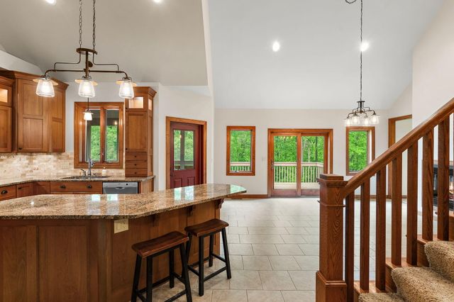 64 Nicholas Drive, Valparaiso, IN 46383